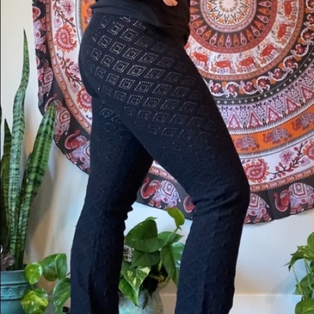ODD MOLLY YOGA PANTS FLARE SMALL